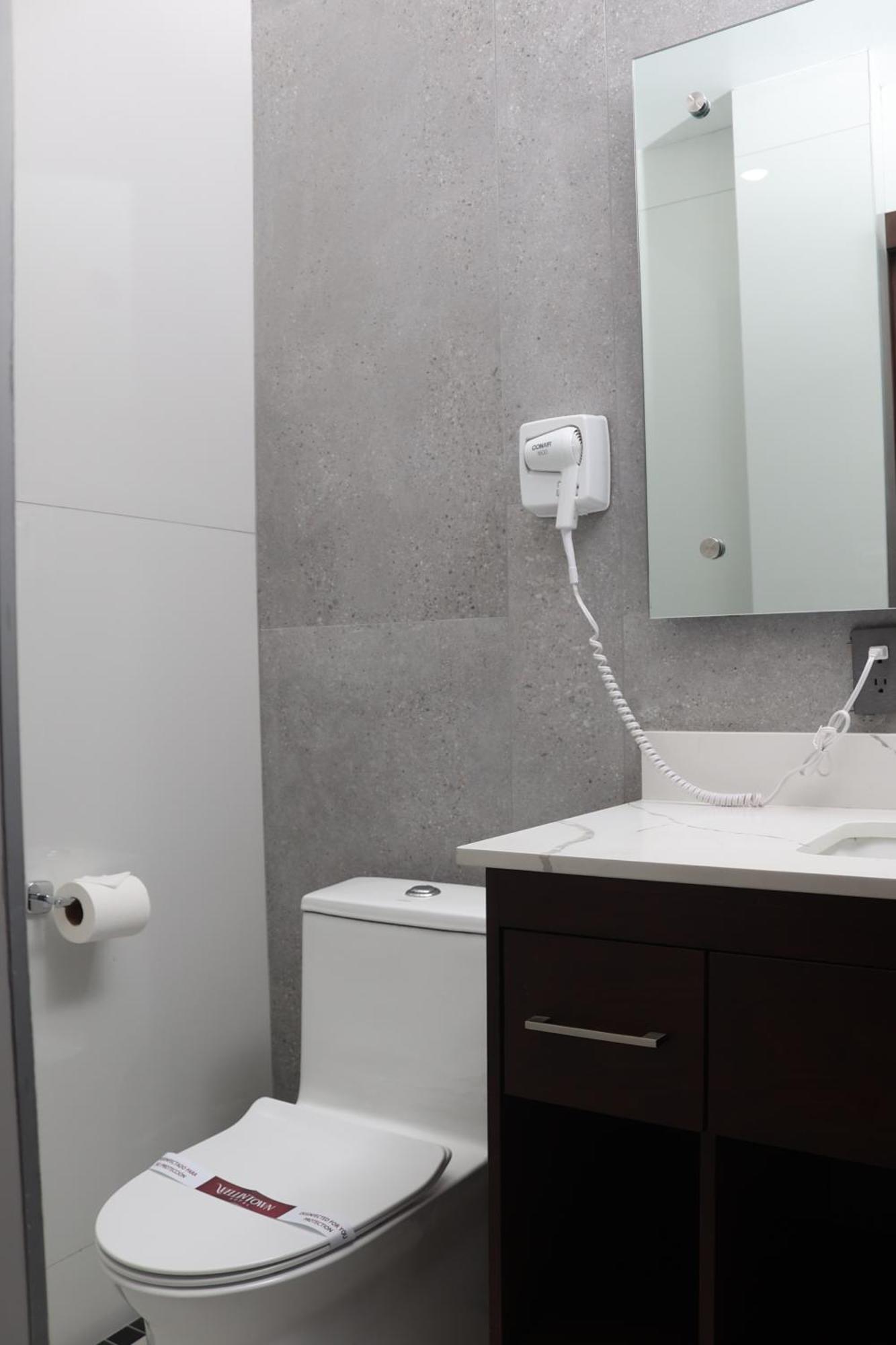 Hotel Wellintown 티후아나 외부 사진